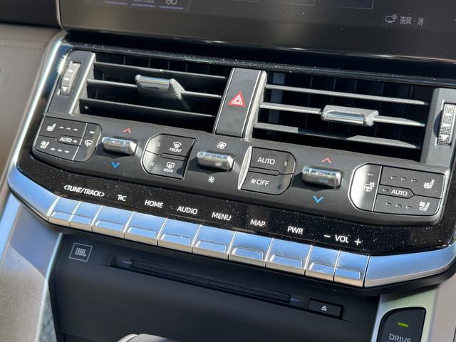 ランドクルーザー ＺＸ　モデリスタエアロ　ＪＢＬサウンド　ブラックルーフレール　サンルーフ　リヤエンター　クールＢＯＸ　空気圧センサー　純正１２．３インチナビ　パノラミックビュー　寒冷地　ＢＳＭ　電動リヤデフロック（43枚目）