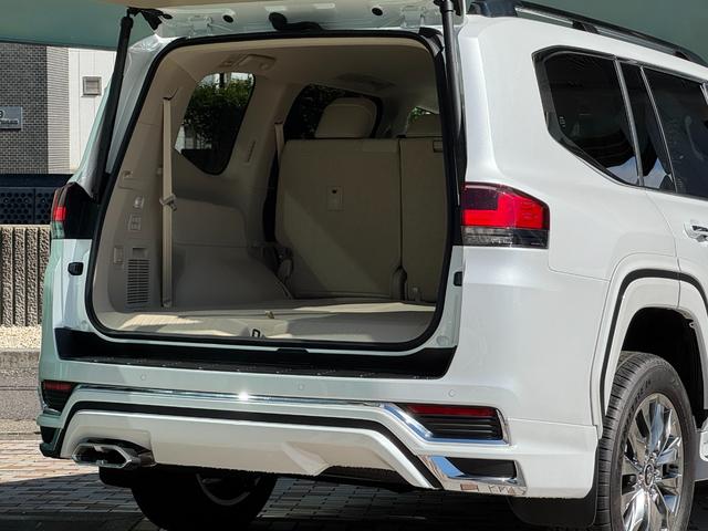 ランドクルーザー ＺＸ　モデリスタエアロ　ＪＢＬサウンド　ブラックルーフレール　サンルーフ　リヤエンター　クールＢＯＸ　空気圧センサー　純正１２．３インチナビ　パノラミックビュー　寒冷地　ＢＳＭ　電動リヤデフロック（77枚目）