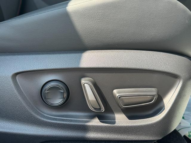 プリウス Ｚ　１２．３インチディスプレイ　パノラマルーフ　パノマミックビューモニター　デジタルミラー　２．０ＥＴＣ　アドバンスドパーク　寒冷地　シートヒータークーラー　　トヨタチームメイト　置くだけ充電　ＡＣ１００（41枚目）