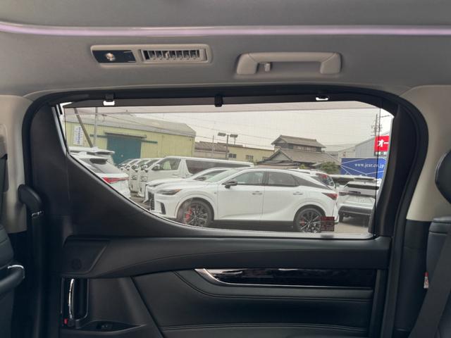 アルファード 2.5S Cパッケージ TRDエアロセット ツインムーンルーフ デジタルインナーミラー 純正9インチディスプレイ ナビキット バックカメラ 12型後席ディスプレイ スペアタイヤ 3眼LEDヘッドライト BSM ETC2.0(66枚目)
