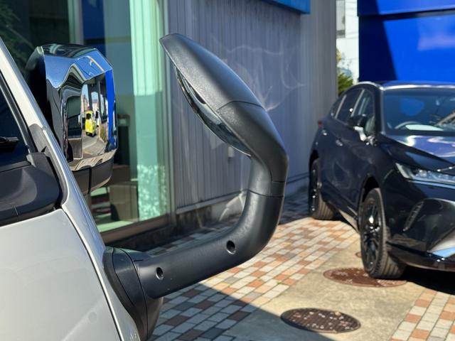 ハイエースバン スーパーGLダークプライムS 両側パワースライドドア スカッフプレート パノラミックビュー 電動ドアミラー ハーフレザーシート LEDヘッドライト LEDフォグランプ トヨタセーフティセンス AC100V プッシュスタート(29枚目)
