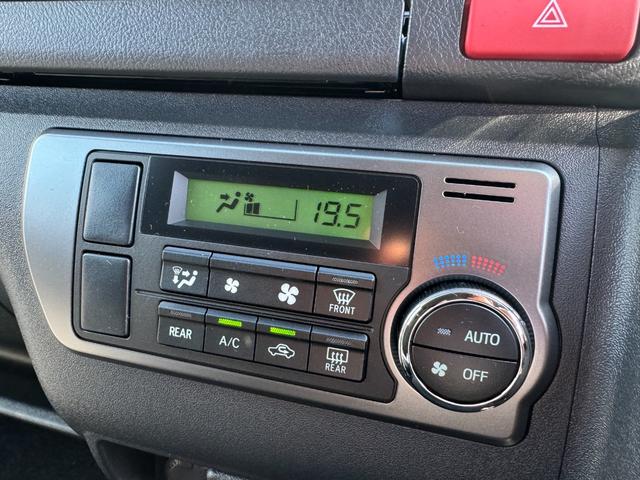 ハイエースバン スーパーGLダークプライムS 両側パワースライドドア スカッフプレート パノラミックビュー 電動ドアミラー ハーフレザーシート LEDヘッドライト LEDフォグランプ トヨタセーフティセンス AC100V プッシュスタート(38枚目)