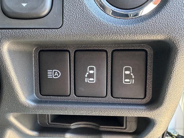 ハイエースバン スーパーGLダークプライムS 両側パワースライドドア スカッフプレート パノラミックビュー 電動ドアミラー ハーフレザーシート LEDヘッドライト LEDフォグランプ トヨタセーフティセンス AC100V プッシュスタート(40枚目)