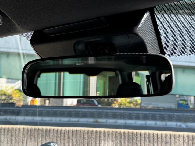 ハイエースバン スーパーGLダークプライムS 両側パワースライドドア スカッフプレート パノラミックビュー 電動ドアミラー ハーフレザーシート LEDヘッドライト LEDフォグランプ トヨタセーフティセンス AC100V プッシュスタート(43枚目)