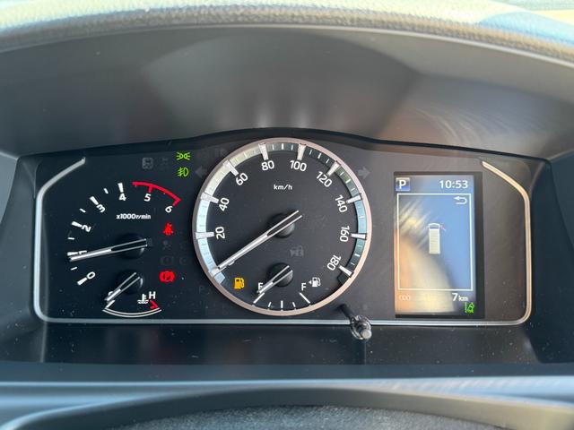 ハイエースバン スーパーGLダークプライムS 両側パワースライドドア スカッフプレート パノラミックビュー 電動ドアミラー ハーフレザーシート LEDヘッドライト LEDフォグランプ トヨタセーフティセンス AC100V プッシュスタート(61枚目)