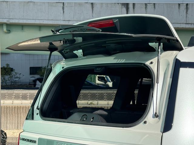 ランドクルーザー２５０ ＶＸ　モデリスタフロントバンパーガード　モデリスタフロントアンダーカバー　モデリスタリヤバンパー　モデリスタオーバーフェンダー　丸目ヘッドライト　寒冷地仕様　トヨタメームメイト　デジタルインナーミラー（59枚目）