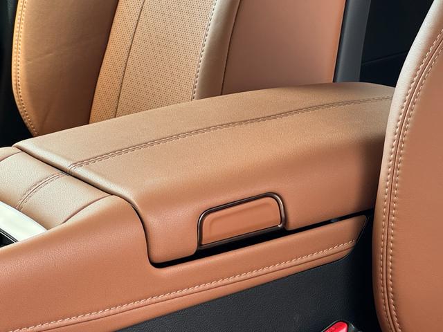 ヴェルファイアハイブリッド Z プレミア 左右独立式ムーンルーフ 14インチコネクトナビ パノラミックビューモニター トヨタメームメイト HUD BSM デジタルミラー 13.2型後席ディスプレイ 2.0ETC パワートランクドア(58枚目)