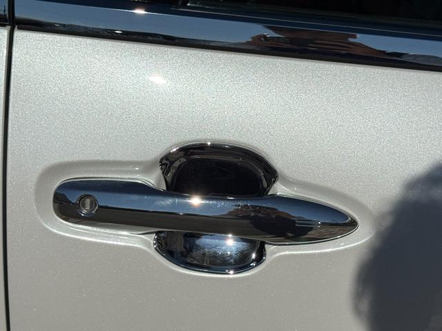 アルファード Z 左右独立ルーフ 純正13.2フリップダウンモニター デジタルインナーミラー パノマミックビューモニター BSM ETC2.0 両側パワースライドドア パワーバックドア 置くだけ充電 HDMI(13枚目)