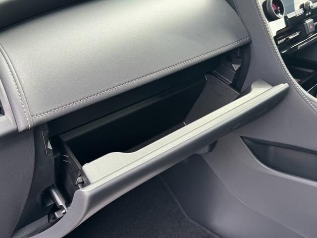 アルファード Z 左右独立ルーフ 純正13.2フリップダウンモニター デジタルインナーミラー パノマミックビューモニター BSM ETC2.0 両側パワースライドドア パワーバックドア 置くだけ充電 HDMI(60枚目)