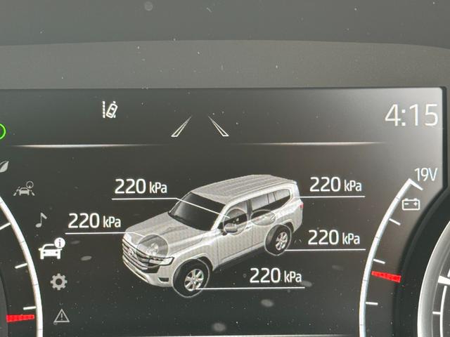 TOYOTA LAND CRUISER ZX