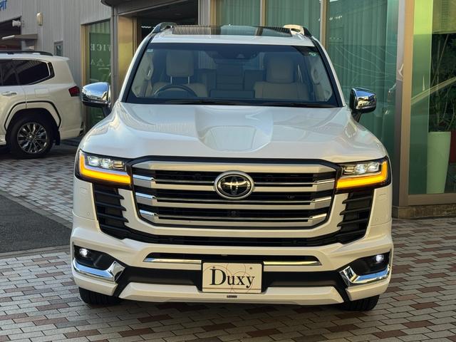 TOYOTA LAND CRUISER ZX