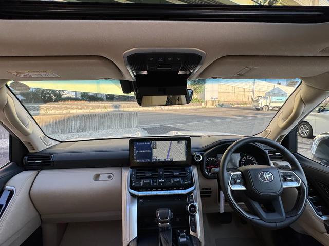 TOYOTA LAND CRUISER ZX