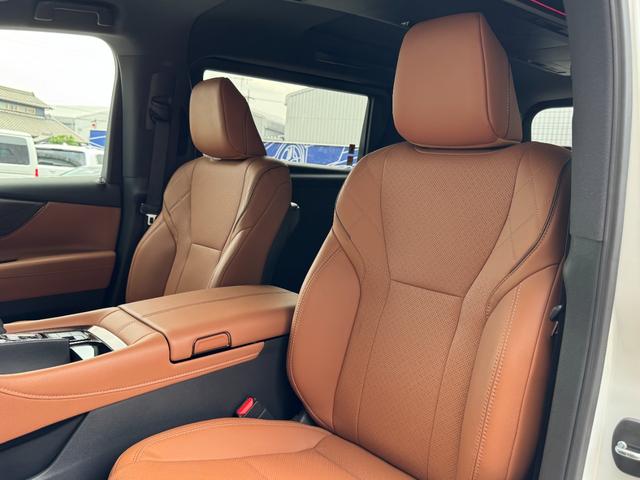 TOYOTA VELLFIRE HYBRID Z PREMIER