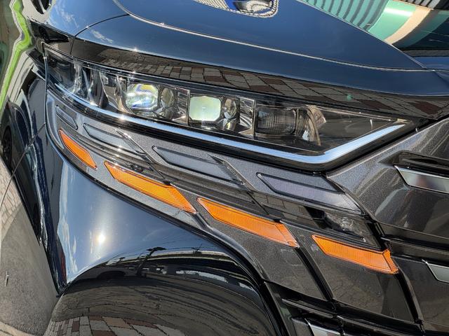 アルファードハイブリッド 　純正ナビ　１４型後席モニター　ＪＢＬプレミアムサウンド　左右独立ムーンルーフ　パノマミックビューモニター　トヨタメームメイト　アドバンスドパーク　　Ｄミラー　ユニバーサルステップ（19枚目）