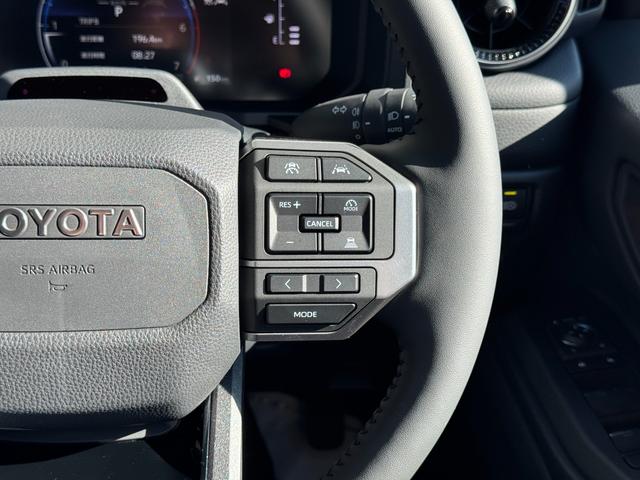 ランドクルーザー２５０ ＶＸ　モデリスタフロントバンパーガード　モデリスタフロントアンダーカバー　モデリスタリヤバンパー　モデリスタオーバーフェンダー　丸目ヘッドライト　寒冷地仕様　トヨタメームメイト　デジタルインナーミラー（52枚目）