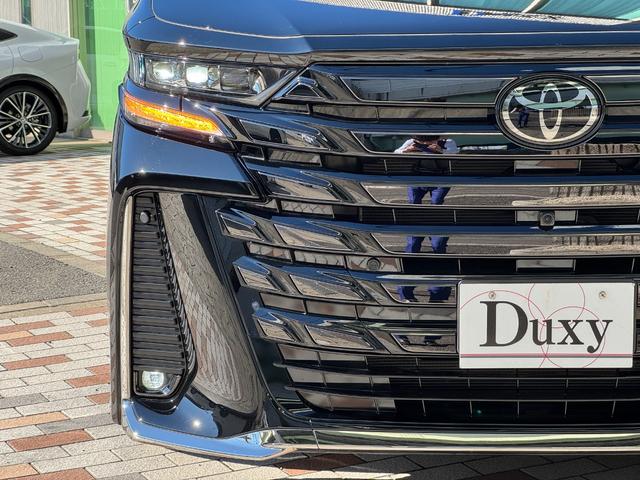 ヴェルファイアハイブリッド Ｚ　プレミア　左右独立式ムーンルーフ　１４インチコネクトナビ　パノラミックビューモニター　　トヨタメームメイト　ＨＵＤ　ＢＳＭ　デジタルミラー　１３．２型後席ディスプレイ　２．０ＥＴＣ　パワートランクドア（14枚目）