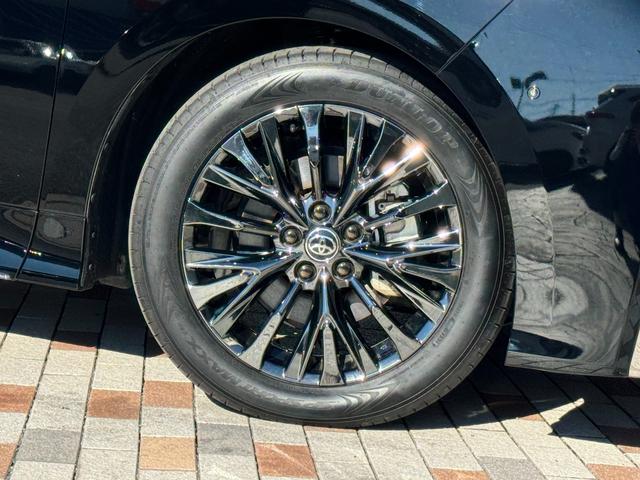 ヴェルファイアハイブリッド Ｚ　プレミア　左右独立式ムーンルーフ　１４インチコネクトナビ　パノラミックビューモニター　　トヨタメームメイト　ＨＵＤ　ＢＳＭ　デジタルミラー　１３．２型後席ディスプレイ　２．０ＥＴＣ　パワートランクドア（18枚目）