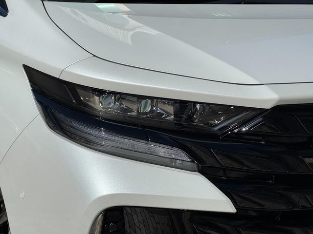 ヴェルファイアハイブリッド Ｚ　プレミア　左右独立ムーンルーフ　　デジタルインナーミラー　純正ナビ　１３．２型後席ディスプレイ　ユニバーサルステップ　純正ナビ　パノラミックビュー　黒内装　トヨタチームメイト　ＡＣ１００Ｖ　ＨＵＤ　ＢＳＭ（20枚目）