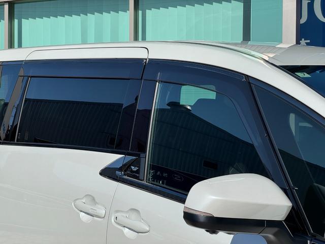 ヴェルファイアハイブリッド Ｚ　プレミア　左右独立ムーンルーフ　　デジタルインナーミラー　純正ナビ　１３．２型後席ディスプレイ　ユニバーサルステップ　純正ナビ　パノラミックビュー　黒内装　トヨタチームメイト　ＡＣ１００Ｖ　ＨＵＤ　ＢＳＭ（23枚目）