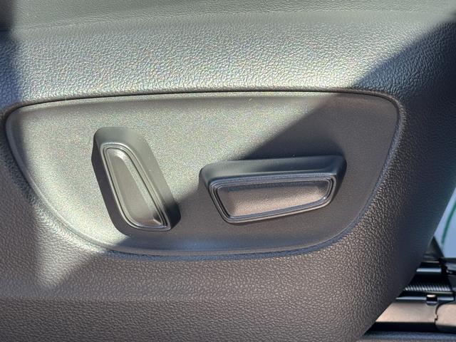 ヴェルファイアハイブリッド Ｚ　プレミア　左右独立ムーンルーフ　　デジタルインナーミラー　純正ナビ　１３．２型後席ディスプレイ　ユニバーサルステップ　純正ナビ　パノラミックビュー　黒内装　トヨタチームメイト　ＡＣ１００Ｖ　ＨＵＤ　ＢＳＭ（49枚目）