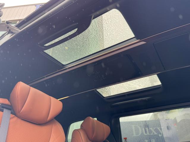 ヴェルファイアハイブリッド エグゼクティブラウンジ　左右独立ムーンルーフ　　ＪＢＬサウンド　１４型後席モニター　メーカーナビ　全方位カメラ　４ＷＤ　ユニバーサルステップ　デジタルインナーミラー　ヘッドアップディスプレイ　トヨタチームメイト　ＢＳＭ（8枚目）