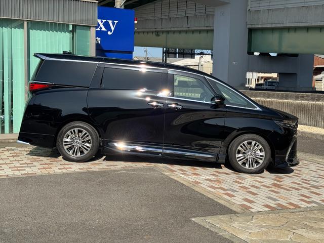 アルファードハイブリッド Ｚ　モデリスタエアロ　左右独立式ムーンルーフ　純正１４インチコネクトナビ　デジタルインナーミラー　パノラミックビューモニター　フリップダウンモニター　トヨタチームメイト　ユニバーサルステップ　２．０ＥＴＣ（19枚目）