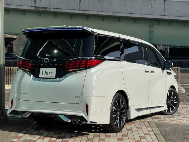 アルファードハイブリッド エグゼクティブラウンジ　モデリスタエアロ　４ＷＤ　メーカーナビ　１４型後席モニター　ＪＢＬプレミアムサウンド　左右独立ムーンルーフ　パノマミックビューモニター　トヨタメームメイト　アドバンスドパーク　寒冷地仕様　　Ｄミラー（19枚目）