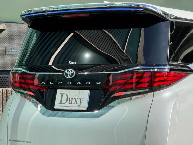 アルファードハイブリッド エグゼクティブラウンジ　モデリスタエアロ　４ＷＤ　メーカーナビ　１４型後席モニター　ＪＢＬプレミアムサウンド　左右独立ムーンルーフ　パノマミックビューモニター　トヨタメームメイト　アドバンスドパーク　寒冷地仕様　　Ｄミラー（20枚目）