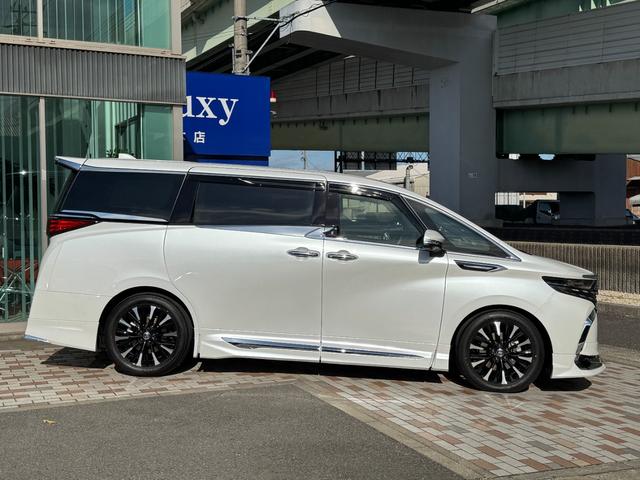 アルファードハイブリッド エグゼクティブラウンジ　モデリスタエアロ　４ＷＤ　メーカーナビ　１４型後席モニター　ＪＢＬプレミアムサウンド　左右独立ムーンルーフ　パノマミックビューモニター　トヨタメームメイト　アドバンスドパーク　寒冷地仕様　　Ｄミラー（73枚目）