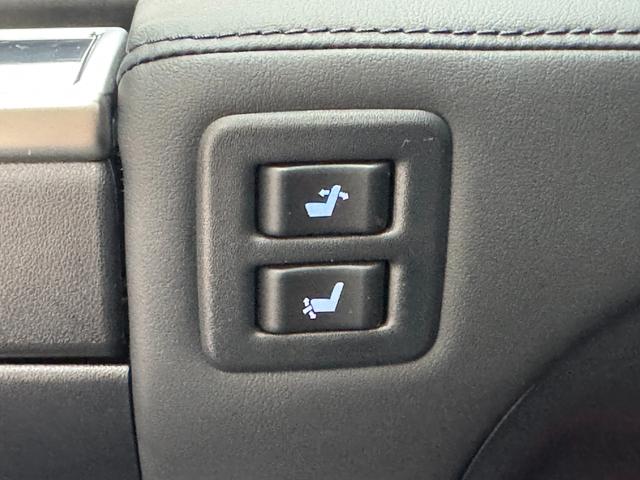 アルファード 　ＴＲＤエアロセット　ツインムーンルーフ　デジタルミラー　純正９インチディスプレイ　ナビキット　バックカメラ　１２．１イインチ後席ディスプレイ　スペアタイヤ　３眼ＬＥＤヘッドライト　ＢＳＭ　ＥＴＣ２．０（62枚目）