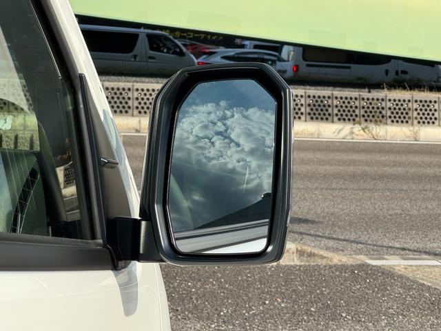 ハイエースバン ロングスーパーＧＬダークプライムＳ　デジタルインナーミラー　ディーゼル　両側パワースライドドア　パノマミックビューモニター　ハーフレザーシート　ＬＥＤヘッドランプ　フォグランプ　ＴＳＳ　クリアランスソナー　　ＡＣ１００Ｖ（27枚目）