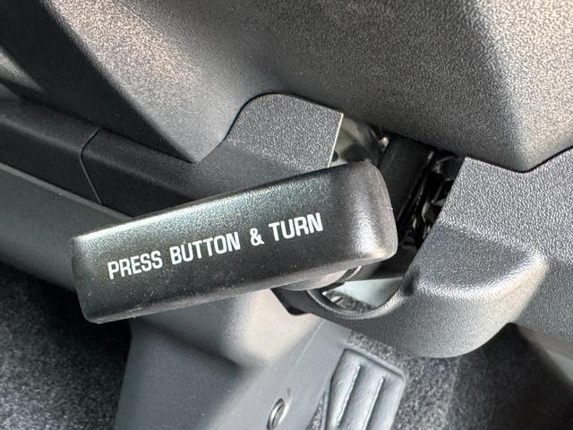 ハイエースバン ロングスーパーＧＬダークプライムＳ　デジタルインナーミラー　ディーゼル　両側パワースライドドア　パノマミックビューモニター　ハーフレザーシート　ＬＥＤヘッドランプ　フォグランプ　ＴＳＳ　クリアランスソナー　　ＡＣ１００Ｖ（40枚目）