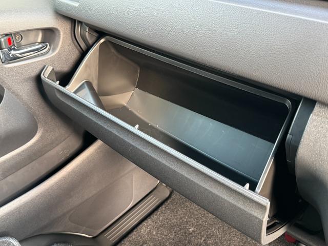 ハイエースバン ロングスーパーＧＬダークプライムＳ　デジタルインナーミラー　ディーゼル　両側パワースライドドア　パノマミックビューモニター　ハーフレザーシート　ＬＥＤヘッドランプ　フォグランプ　ＴＳＳ　クリアランスソナー　　ＡＣ１００Ｖ（42枚目）