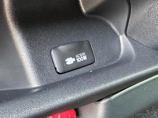 ハイエースバン ロングスーパーＧＬダークプライムＳ　デジタルインナーミラー　ディーゼル　両側パワースライドドア　パノマミックビューモニター　ハーフレザーシート　ＬＥＤヘッドランプ　フォグランプ　ＴＳＳ　クリアランスソナー　　ＡＣ１００Ｖ（50枚目）