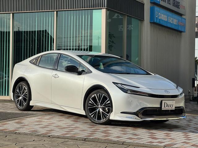 プリウス Ｚ　１２．３インチディスプレイ　モデリスタエアロ　パノマミックビューモニター　デジタルインナーミラー　２．０ＥＴＣ　アドバンスドパーク　ＢＳＭ　トヨタチームメイト　トヨタセーフティセンス　パワートランク（3枚目）