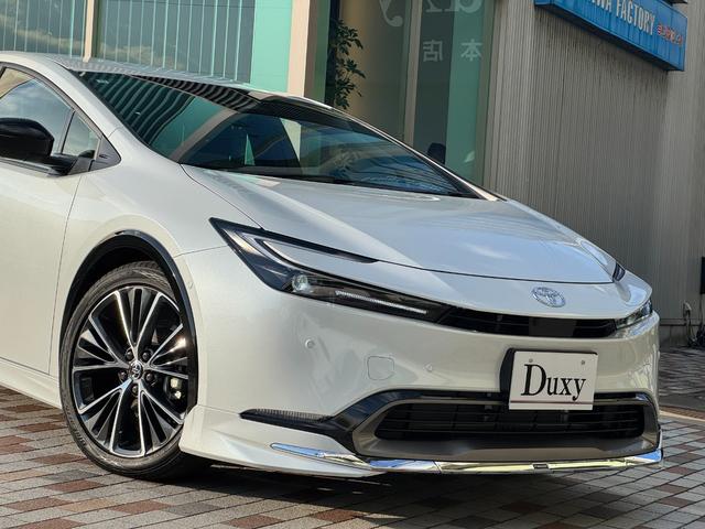 プリウス Ｚ　１２．３インチディスプレイ　モデリスタエアロ　パノマミックビューモニター　デジタルインナーミラー　２．０ＥＴＣ　アドバンスドパーク　ＢＳＭ　トヨタチームメイト　トヨタセーフティセンス　パワートランク（9枚目）