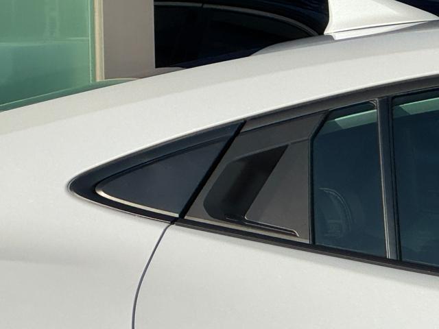 プリウス Ｚ　１２．３インチディスプレイ　モデリスタエアロ　パノマミックビューモニター　デジタルインナーミラー　２．０ＥＴＣ　アドバンスドパーク　ＢＳＭ　トヨタチームメイト　トヨタセーフティセンス　パワートランク（20枚目）