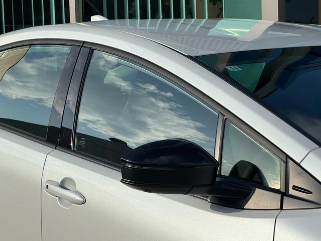 プリウス Ｚ　１２．３インチディスプレイ　モデリスタエアロ　パノマミックビューモニター　デジタルインナーミラー　２．０ＥＴＣ　アドバンスドパーク　ＢＳＭ　トヨタチームメイト　トヨタセーフティセンス　パワートランク（27枚目）