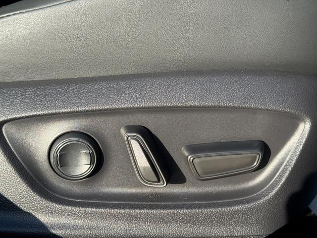 プリウス Ｚ　１２．３インチディスプレイ　モデリスタエアロ　パノマミックビューモニター　デジタルインナーミラー　２．０ＥＴＣ　アドバンスドパーク　ＢＳＭ　トヨタチームメイト　トヨタセーフティセンス　パワートランク（42枚目）