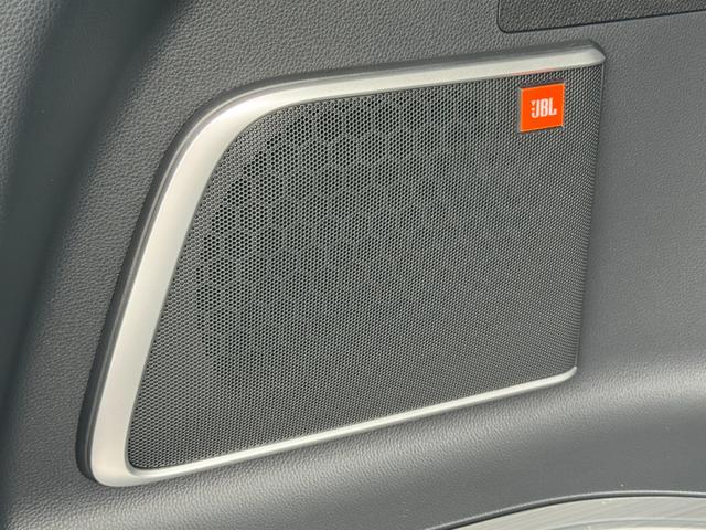 ハリアーハイブリッド Ｚ　レザーパッケージ・ナイトシェード　モデリスタエアロ　調光パノラマルーフ　ＪＢＬ　　寒冷地仕様　デジタルインナーミラー　全周囲カメラ　１２．３インチナビゲーション　ヘッドアップカラーディスプレイ　ナイトシェード専用１９インチＡＷ（10枚目）