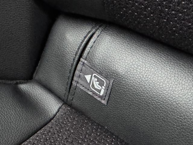 ヤリスクロス ハイブリッドＺ　８インチコネクティッドナビ　全方位カメラ　ブライドスポットモニター　純正１８インチＡＷ　ＬＥＤヘッドライト　トヨタチームメイト　パワーシート　ステアリングヒーター　シートヒーター　ＥＴＣ２．０（52枚目）