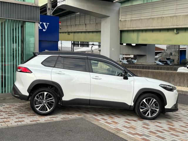 ���̓I�ȃt�H�����ƃf�U�C���̃o�����X���ۗ����܂����c�t�����g�t�F�C�X�̗͋����ƃT�C�h���C���̗����悤�Ȕ���������̂ƂȂ�A�����o�������Ȗ����������������܂����c�p�x�ɂ���ĈقȂ�\��������܂��I