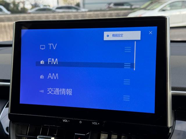 ���̓I�ȃt�H�����ƃf�U�C���̃o�����X���ۗ����܂����c�t�����g�t�F�C�X�̗͋����ƃT�C�h���C���̗����悤�Ȕ���������̂ƂȂ�A�����o�������Ȗ����������������܂����c�p�x�ɂ���ĈقȂ�\��������܂��I