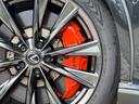 メーカーオプションにて、オレンジキャリパー付き☆足回りからかっこいい車両になっております☆
