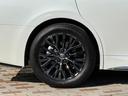 Ｚ　プレミア　左右独立ムーンルーフ　デジタルインナーミラー　純正１４インチナビ　パノラミックビュー　１３．２型有機ＥＬ後席ディスプレイ　ユニバーサルステップ　　ブラウン内装　トヨタチームメイト　アドバンスパーク（25枚目）