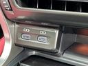 車内でスマートフォンやタブレットなどの携帯端末を手軽に充電できる便利な装備☆運転中でもケーブルをつなぐだけで充電が可能なため、バッテリー切れの心配が減り、ナビアプリや音楽再生を安心して利用できます☆彡