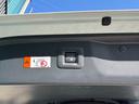 Ｚ　左右独立ムーンルーフ　トヨタチームメイト　カラーヘッドアップディスプレイ　１３．２型後席ディスプレイ　デジタルインナーミラー　ＢＳＭ　パノマミックビューモニター　アドバンスドパーク　２．０ＥＴＣ（32枚目）