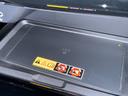 Ｚ　左右独立ムーンルーフ　トヨタチームメイト　カラーヘッドアップディスプレイ　１３．２型後席ディスプレイ　デジタルインナーミラー　ＢＳＭ　パノマミックビューモニター　アドバンスドパーク　２．０ＥＴＣ（49枚目）