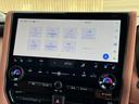 エグゼクティブラウンジ　左右独立ムーンルーフ　　ＪＢＬサウンド　１４型後席モニター　メーカーナビ　全方位カメラ　４ＷＤ　ユニバーサルステップ　デジタルインナーミラー　ヘッドアップディスプレイ　トヨタチームメイト　ＢＳＭ（44枚目）