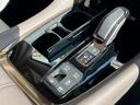 エグゼクティブラウンジ　メーカーナビ　１４型後席モニター　４ＷＤ　ＪＢＬプレミアムサウンド　左右独立ムーンルーフ　全方位カメラ　トヨタメームメイト　アドバンスドパーク　寒冷地仕様　　デジタルミラー　ユニバーサルステップ（52枚目）
